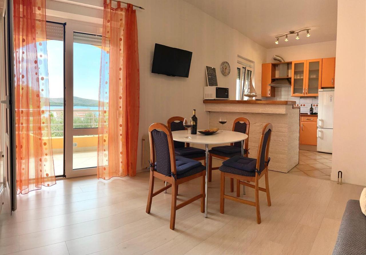 Apartments Villa Ra Жаборич Екстериор снимка