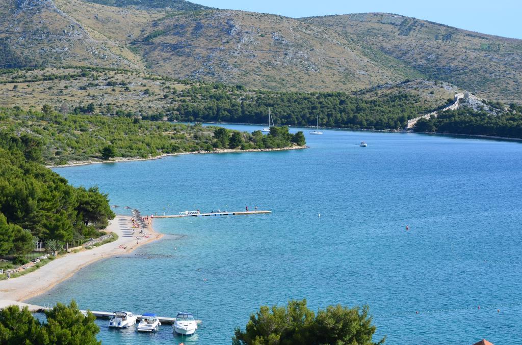 Apartments Villa Ra Жаборич Екстериор снимка